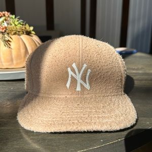 TODD SNYDER X NEW ERA YANKEES NUBBY CAMEL CAP